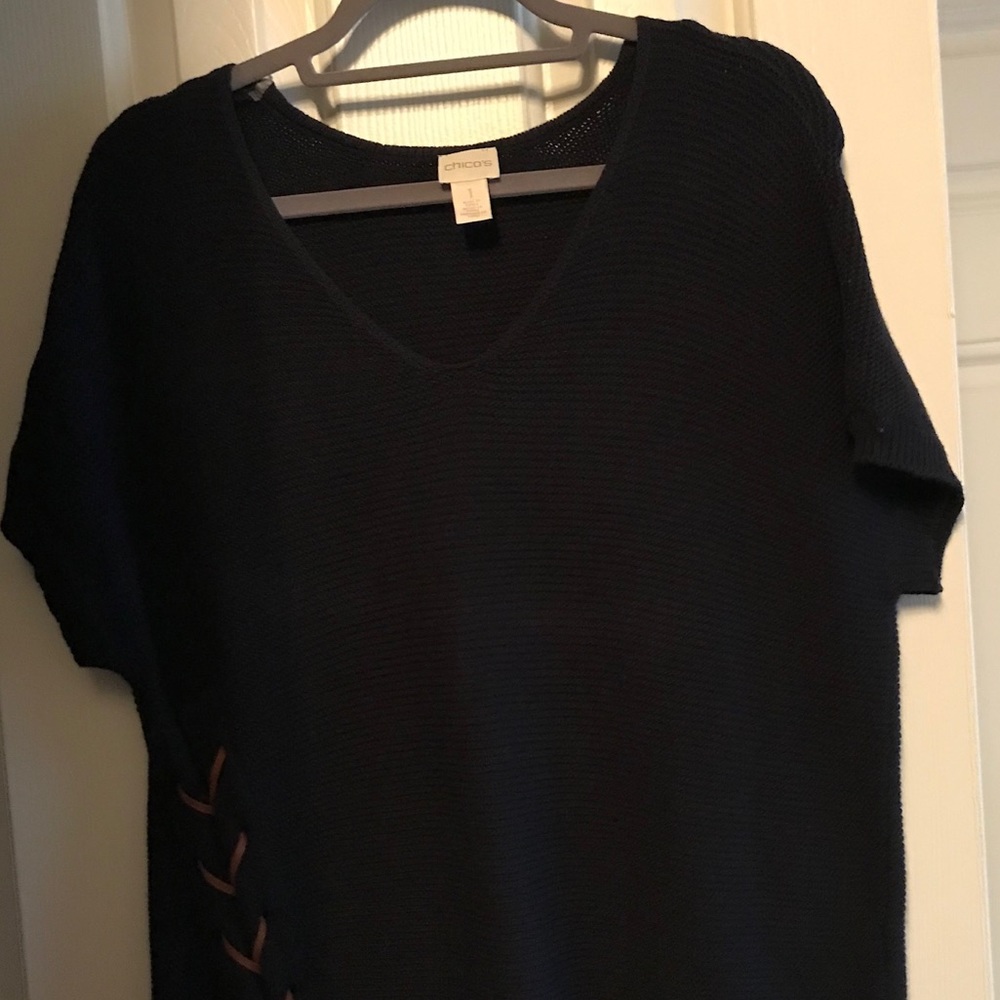 Navy blue short sleeve sweater